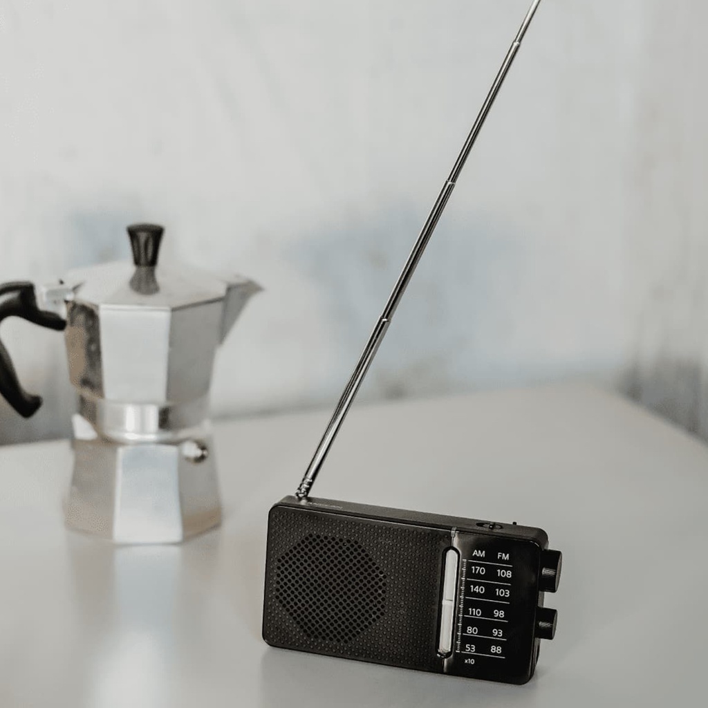 Radio de bolsillo AM/FM SR-36 Sangean. Mod. SSR36B