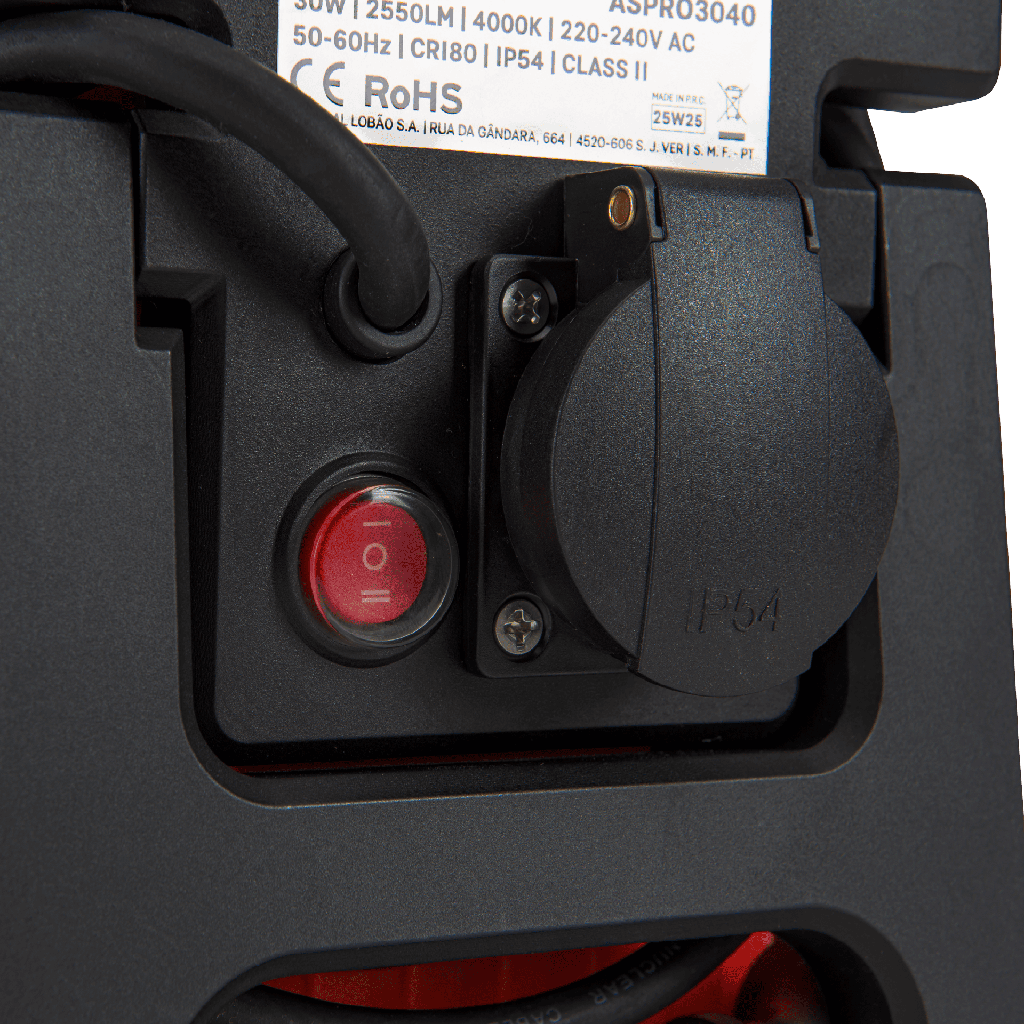 rProyector portátil 30W con base de enchufe 2P+TT IP54. Mod. ASPR3040