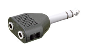 Adaptador estéreo 6.35 mm a doble hembra estéreo 3.5 mm. Mod. 13410