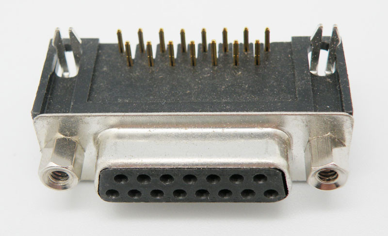 Conector chasis Sub-D hembra 15pin 9.4mm. Mod. 1973