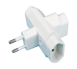 Adaptador 3 tomas triple 10A blanco. Mod. 36.047/P