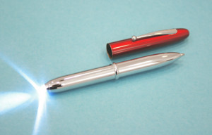 Bolígrafo con LED, multifunción. Mod. 60.377