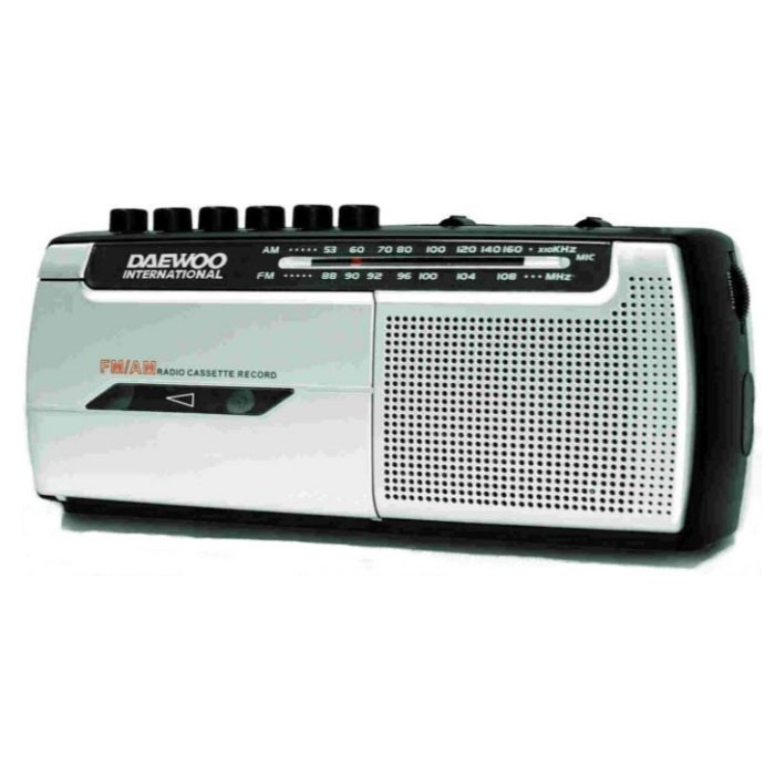 Radio cassette AM / FM grabador Daewoo. Mod. DRP-107