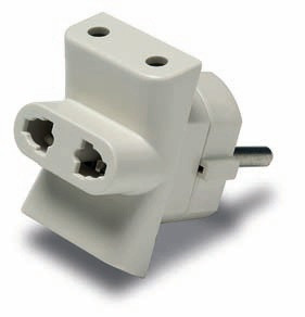 Adaptador triple 10A/250V ESPIGA Ø4,8 mm AS110. Mod. EX030