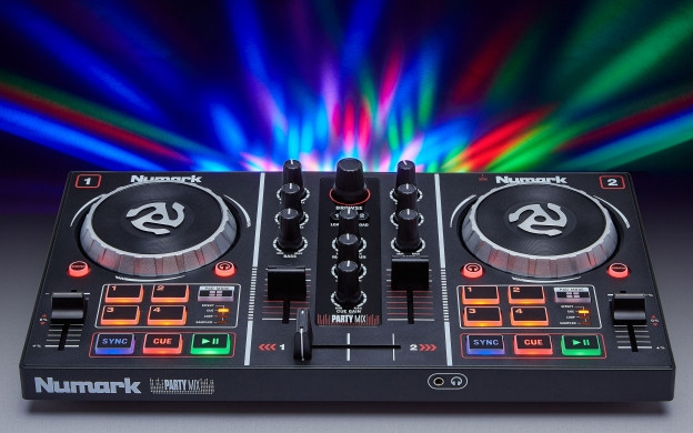Controlador DJ 2 canales Numark. Mod. PARTY MIX
