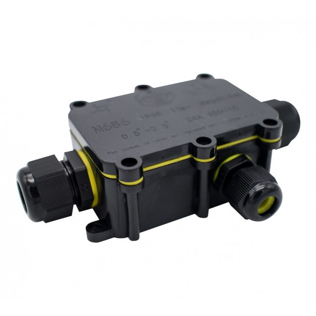 Caja estanca tres salidas IP68 c/regleta. Mod. BOX1001