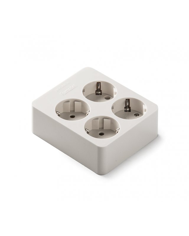 Base múltiple cuadrada con 4 tomas 2P+T de 16A y 250V sin cable. Mod. 9/414
