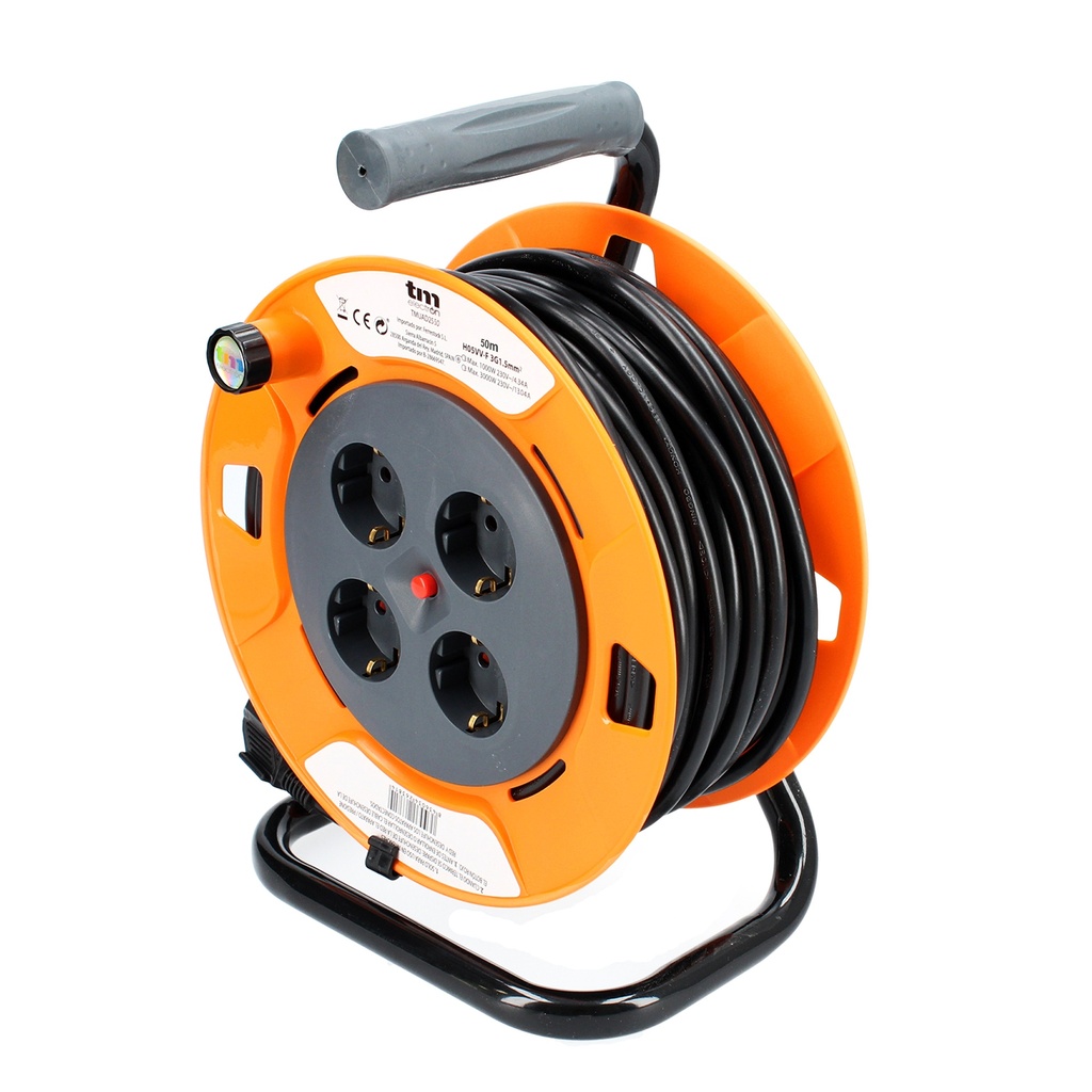 Bobina enrollable de 50 metros y cuatro enchufes. Mod. TMUAD250