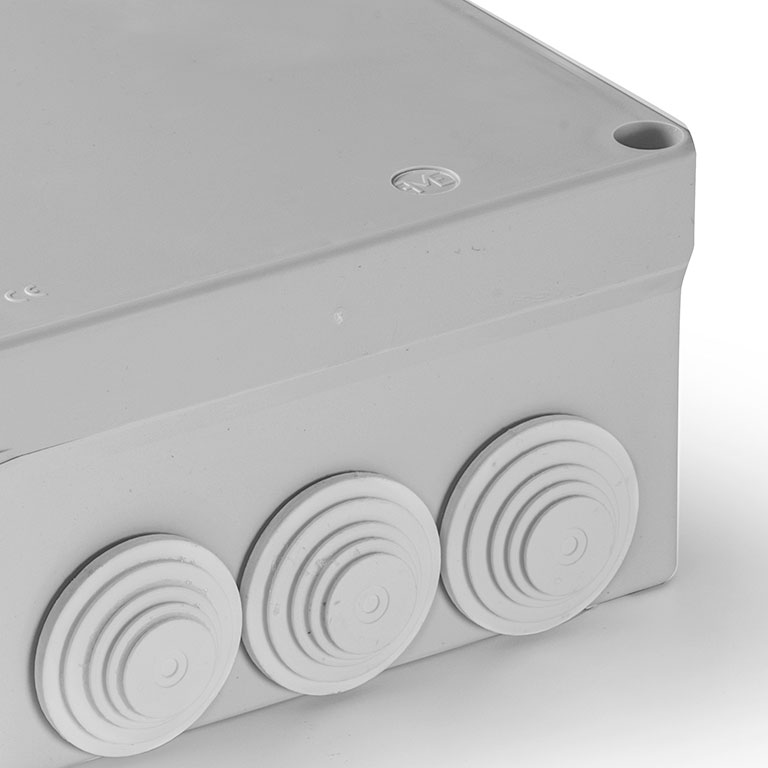 Caja estanca 112x112x64mm conos IP65 ABS Famatel. Mod. 3011