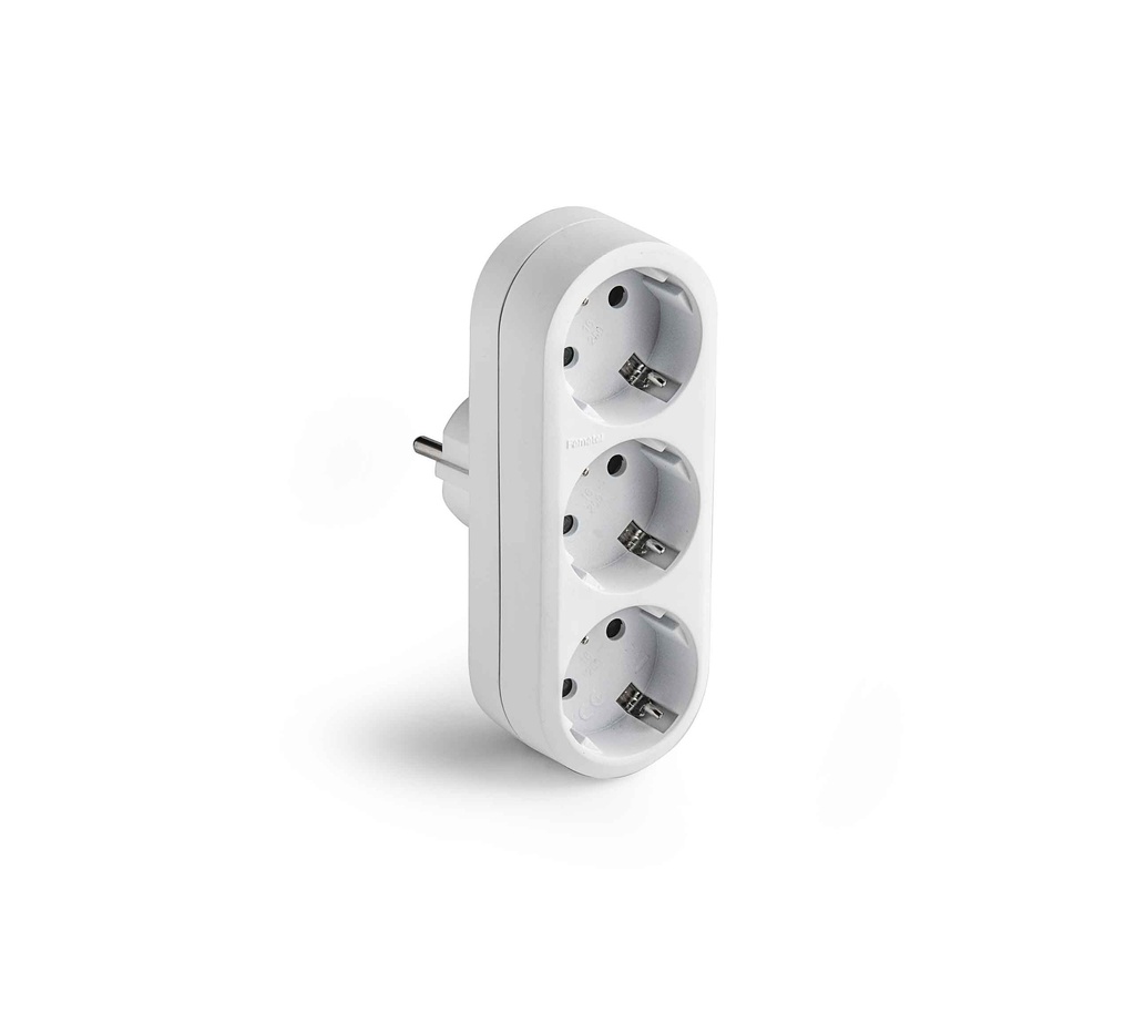 Adaptador enchufe triple 3x2P+T de entrada frontal Famatel. Mod. 1333