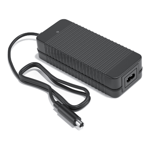 Cargador batería LI-ION patinete conector 8x1.6mm 42V 2A. Mod. PW20-00055