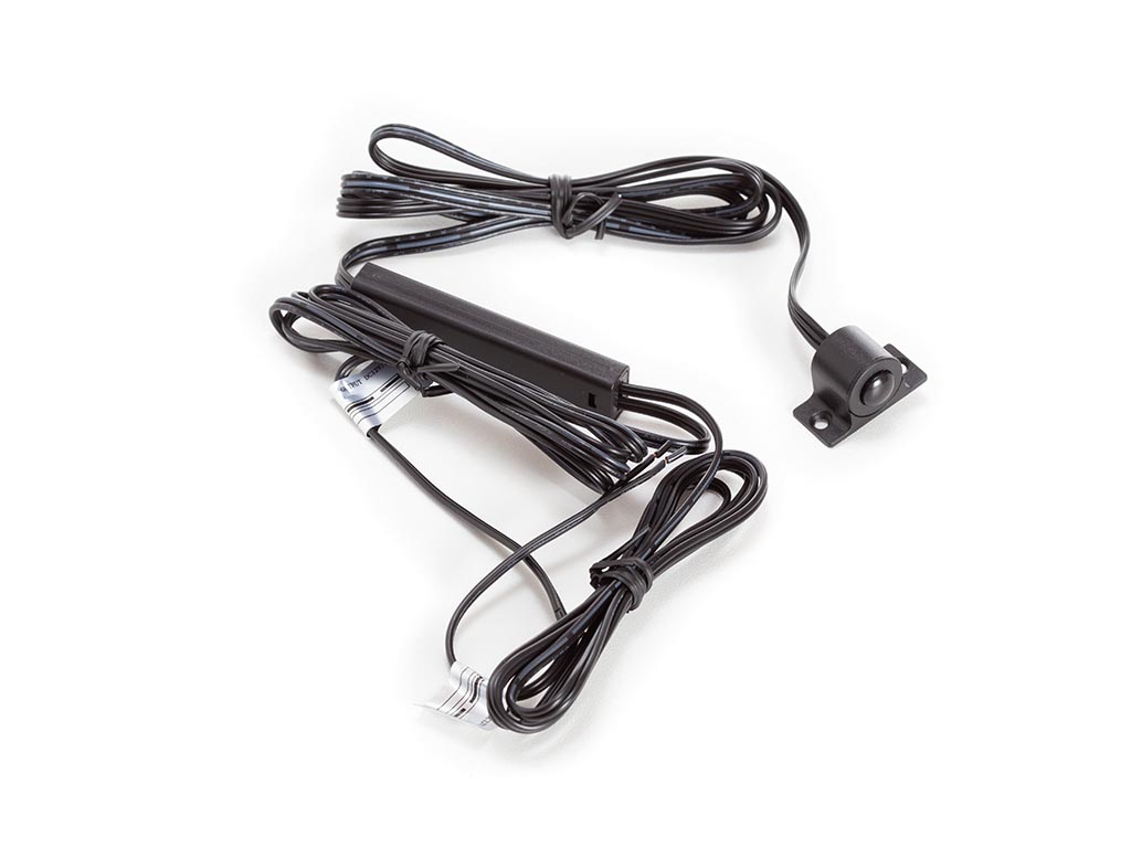 Sensor movimiento PIR 12V/24V empotrar superficie. Mod. LQS04