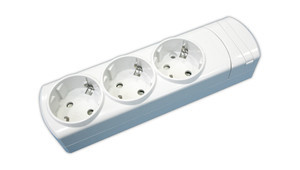 [36101SCEDH] Base múltiple de 3 tomas con protector infantil Mod 000801870