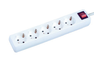 [36227EDH] Base múltiple 5 tomas con interruptor luminoso 1.5 metros. Mod. MEL003