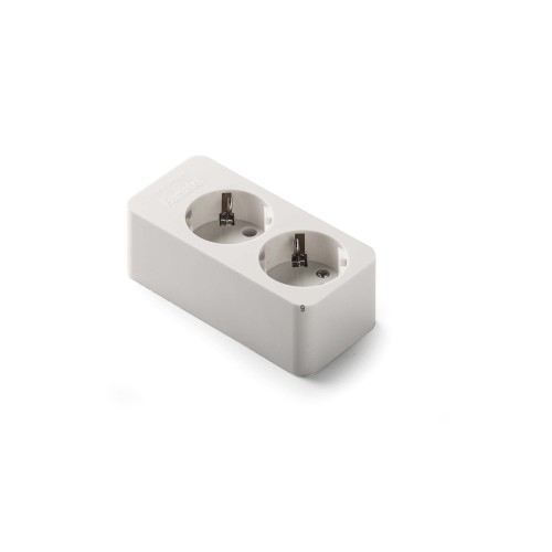 [9404FAM] Base múltiple con 4 tomas 2P+T de 16A y 250V sin cable. Mod. 9/404